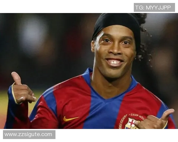 小罗足球明星头像解析与背后故事揭秘，重温他的辉煌瞬间与传奇人生