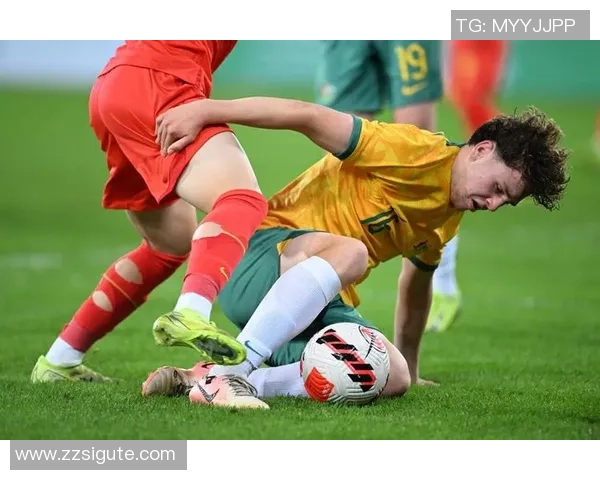 足球场上的璀璨星光:那些让我们热血沸腾的足球明星故事 足球场上的璀璨星光:那些让我们热血沸腾的足球明星故事