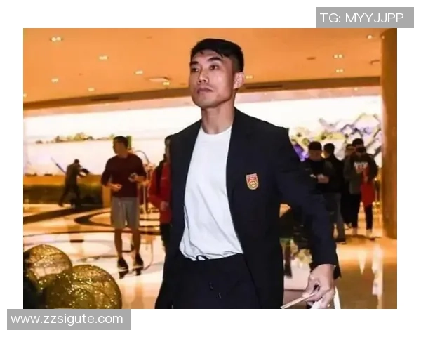 香港足球明星的辉煌历程与成就探讨 香港足球明星的辉煌历程与成就探讨